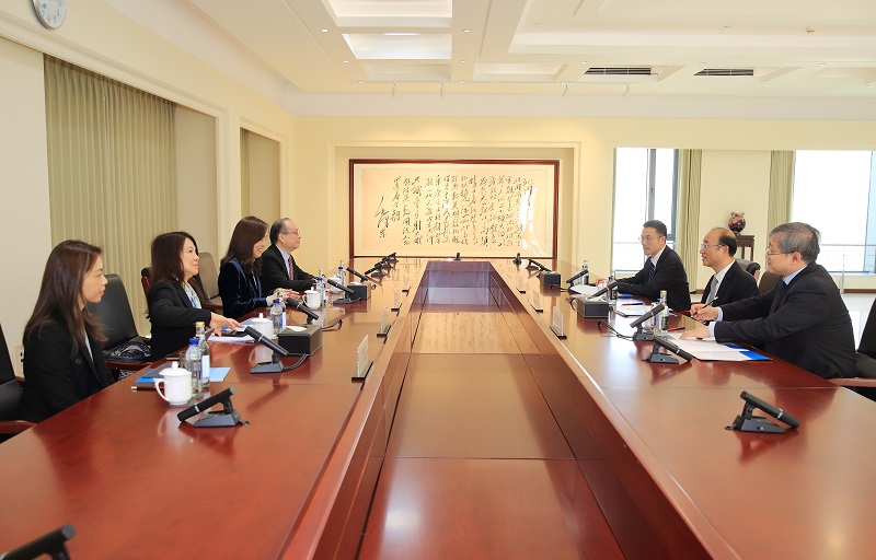 侯凱在京會(huì)見澳門審計(jì)長歐陽瑜一行 